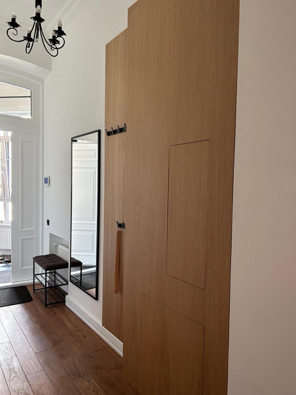 Seveneleven Apartments Çernivtsi Dış mekan fotoğraf